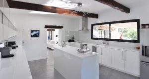 Rénovation d'un mas agricole par l'architecte Deric fourie à Marseille