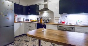 Rénovation d’une cuisine par l'architecte Deric fourie à Marseille