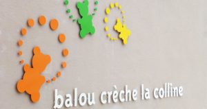 Signalétique pour une crèche par l'architecte Deric fourie à Marseille