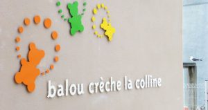 Signalétique pour une crèche par l'architecte Deric fourie à Marseille